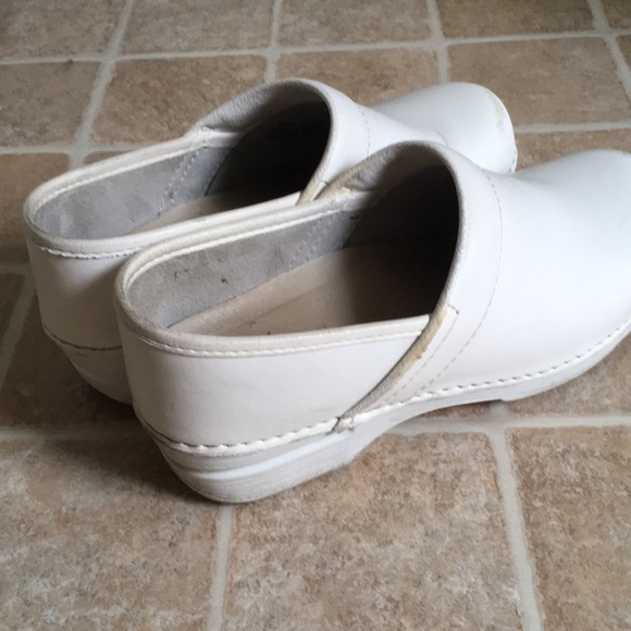 White Professional Dansko Clogs - Picture 4 of 6